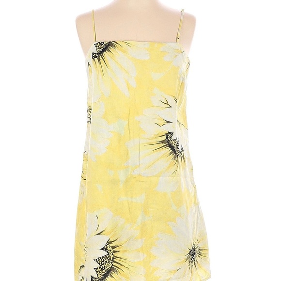 H&M Yellow Strapless Sheath Dress for Weddings - Picture 2 of 10